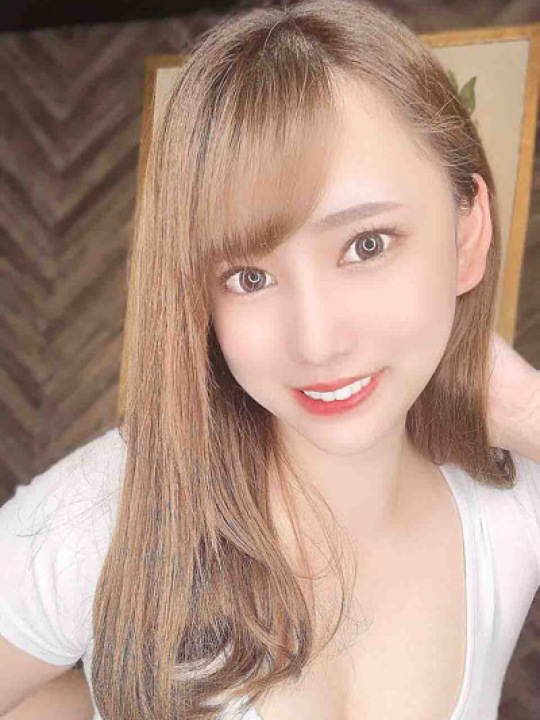 鈴宮 りの