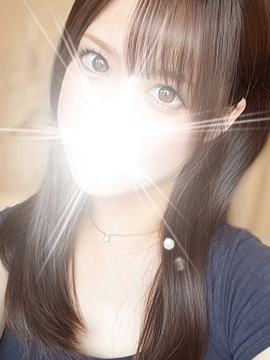 水川あすか