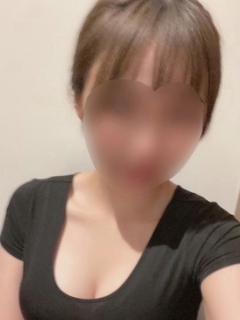 百井 かなこ