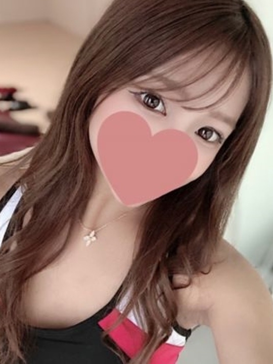 川上ゆりな