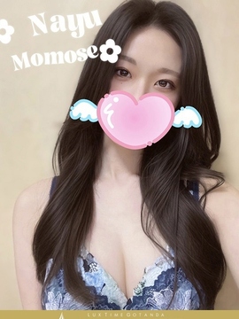 百瀬なゆ