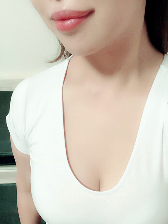 青木 まみ