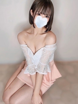 鈴乃みみ