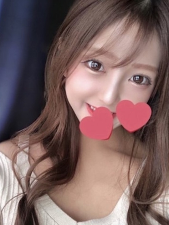 川上ゆりな