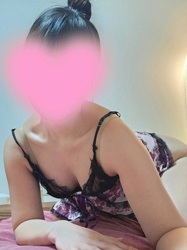 由佳